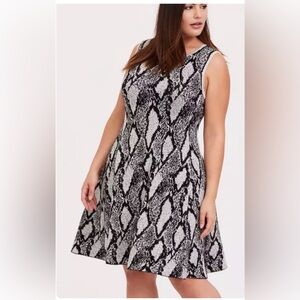 Torrid Black and White Snake Print Midi Dress
